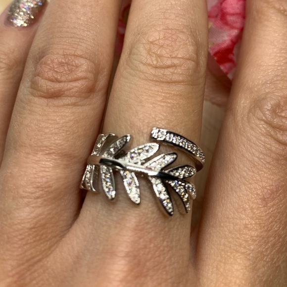 Silver CZ Resizable Ring - Picture 4 of 8